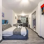 78f1- Modern & Stylish