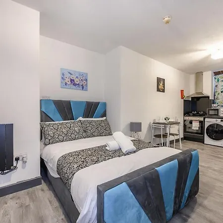 78f1- Modern & Stylish Lägenhet Bradford (West Yorkshire)